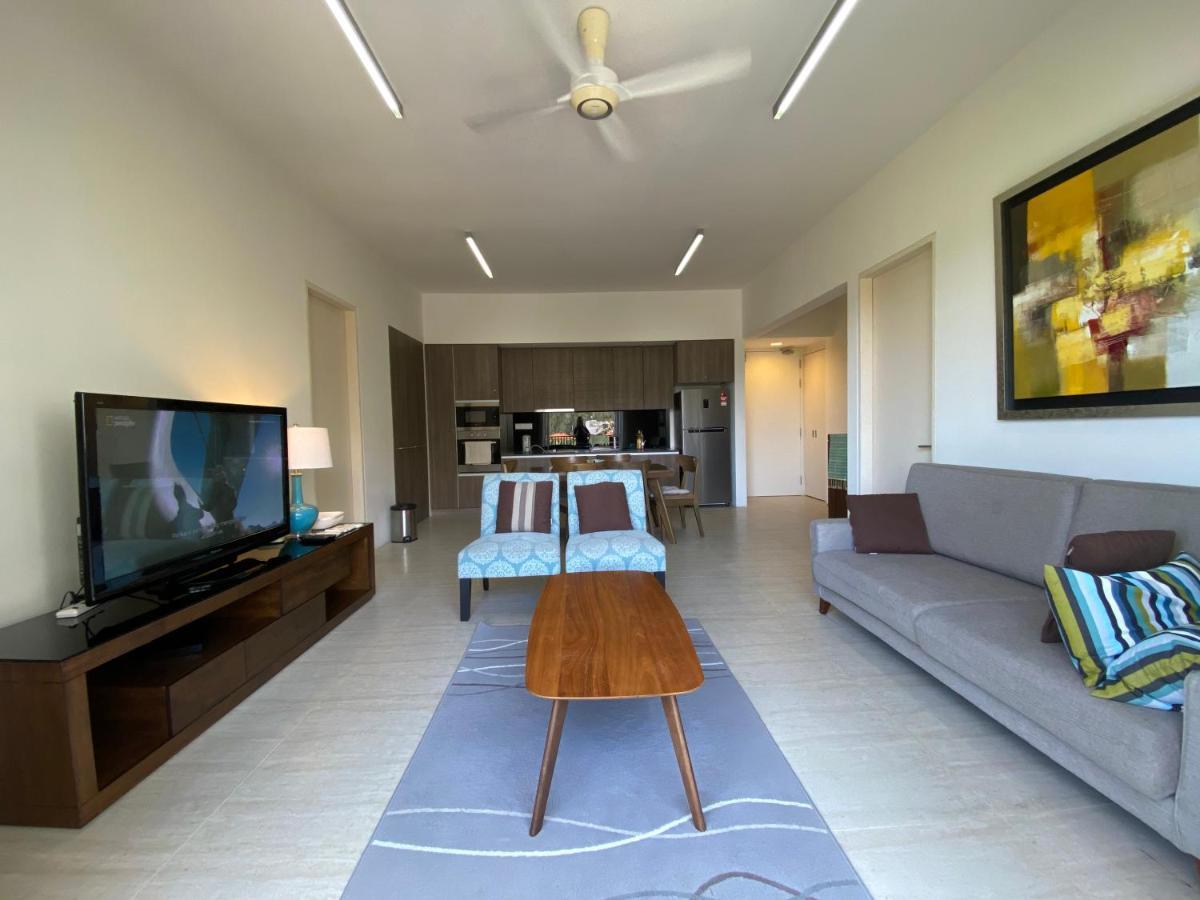 By The Sea - Ubts Smart Enterprise Apartment