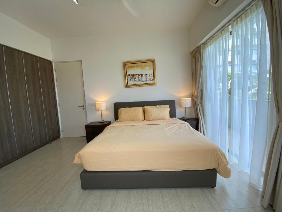 By The Sea - Ubts Smart Enterprise Apartment *