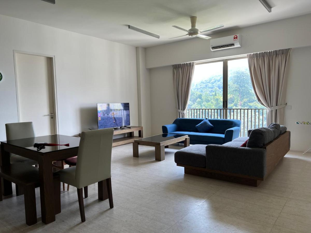 By The Sea - Ubts Smart Enterprise Apartment *